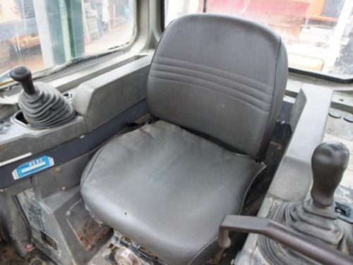 komatsu-d65e-12-tekhnicheskie-harakteristiki.jpg