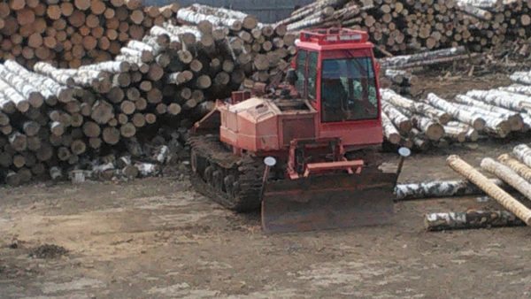 Опыт эксплуатации тракторов «Онежец-320»