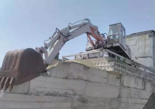 Об истории модели и её производителей
