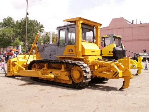 Рабочее оборудование бульдозера Б12 (2)