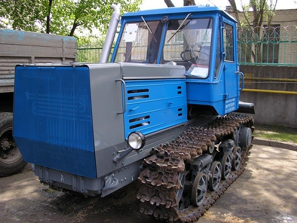 Стоимость гусеничного трактора Т-150 в 2018 году