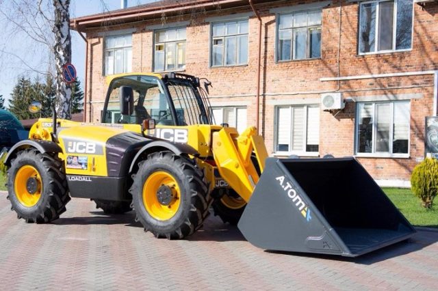 Особенности телескопического погрузчика JCB 531-70 Agri