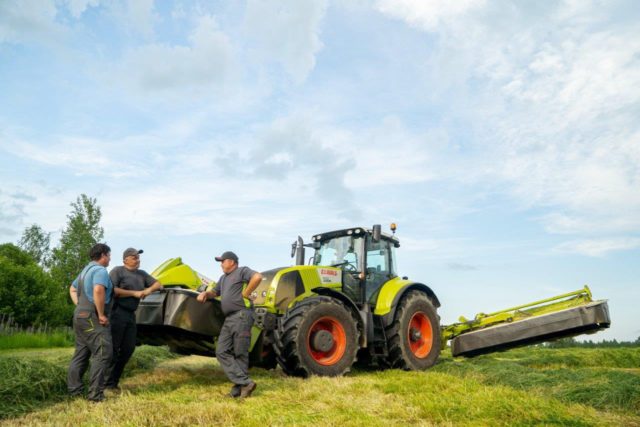 ДЕМОНСТРАЦИОННЫЙ ТУР CLAAS 2021: ШИРОКАЯ ЛИНЕЙКА ТЕХНИКИ НА РОССИЙСКИХ ПОЛЯХ