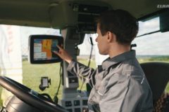 CLAAS CROP SENSOR: СОЧЕТАНИЕ ВЫСОКИХ ТЕХНОЛОГИЙ И НАУЧНЫХ ЗНАНИЙ ДАЮТ ОДНОВРЕМЕННУЮ ЭКОНОМИЮ УДОБРЕНИЙ И РОСТ УРОЖАЙНОСТИ