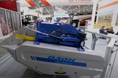 Новая широкозахватная жатка «Пензмаш» с технологией очеса