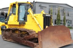 Бульдозер Komatsu D85